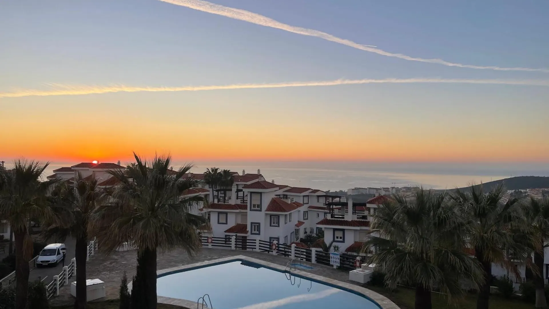 Apartment This Spectacular 3-Bedroom Apart Manilva