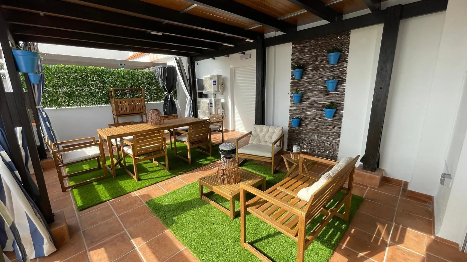 This Spectacular 3-Bedroom Apart Manilva Apartment